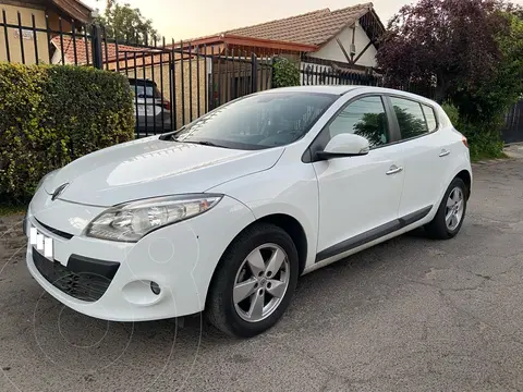 Renault Megane lll 2.0 Dynamique Aut usado (2013) color Blanco precio $6.300.000