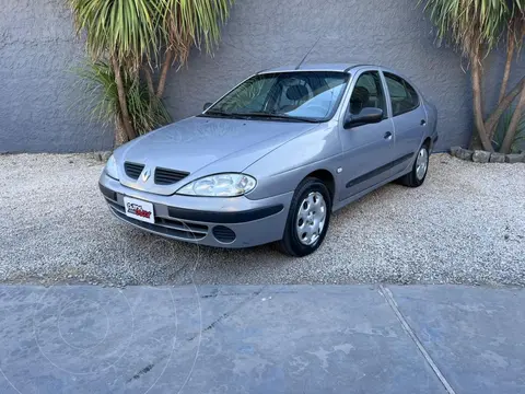 Renault Megane Tric 1.6 Pack Plus usado (2008) color Gris precio $7.900.000