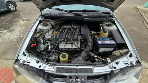 Renault Megane 1.6L Unique Mec 4P usado (2008) color Gris precio $19.000.000