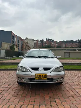 Renault Megane 1.6L Unique Mec 4P usado (2008) color Gris precio $19.500.000