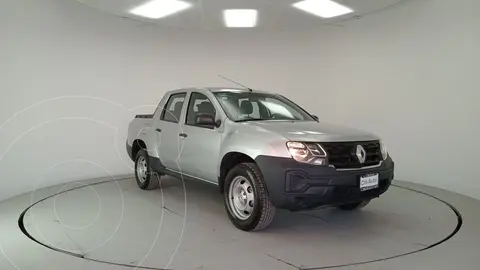 Renault Oroch Life usado (2023) color Gris precio $312,000