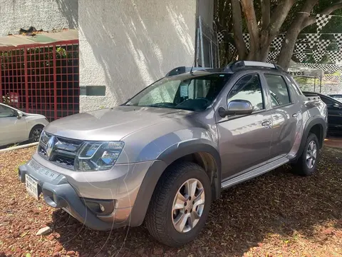 Renault Oroch Outsider usado (2020) color Gris Oscuro precio $329,000