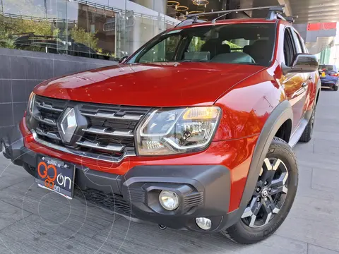 Renault Oroch Outsider Aut usado (2023) color Rojo financiado en mensualidades(enganche $105,185 mensualidades desde $8,043)