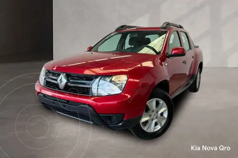 Renault Oroch Zen usado (2021) color Rojo financiado en mensualidades(enganche $69,488 mensualidades desde $5,965)