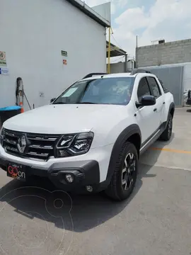 Renault Oroch Outsider Aut usado (2023) color Blanco financiado en mensualidades(enganche $108,728 mensualidades desde $8,314)