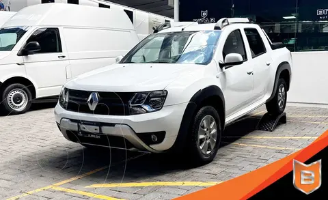 Renault Oroch Outsider usado (2021) color Blanco precio $289,900