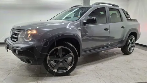 Renault Oroch Outsider Aut usado (2024) color Gris financiado en mensualidades(enganche $92,400 mensualidades desde $9,115)