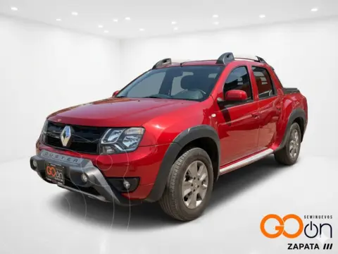 Renault Oroch OUTSIDER usado (2020) color REN ROJO FUEGO precio $270,000