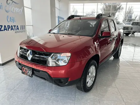 Renault Oroch Zen usado (2020) color RENO ROJO FUEGO precio $235,000