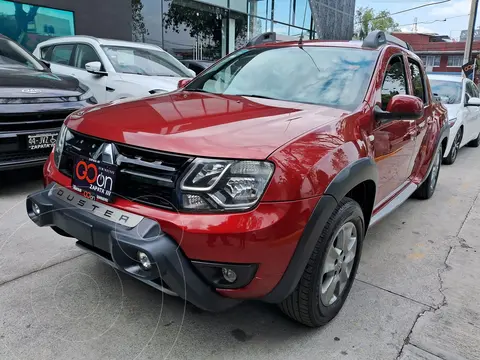 Renault Oroch Outsider usado (2020) color Rojo financiado en mensualidades(enganche $70,850 mensualidades desde $5,418)
