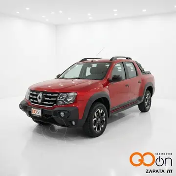 Renault Oroch Outsider usado (2023) color REN ROJO FUEGO precio $369,000