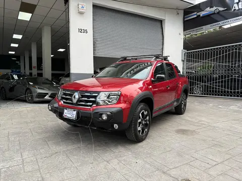 Renault Oroch Outsider Aut usado (2023) color Rojo Fuego precio $375,000
