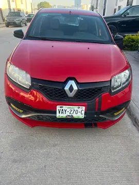 Renault Sandero R.S. R.S. 2.0L usado (2017) color Rojo Vivo precio $150,000
