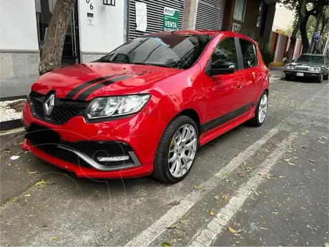 Renault Sandero R.S. R.S. 2.0L usado (2017) color Rojo Vivo precio $165,000