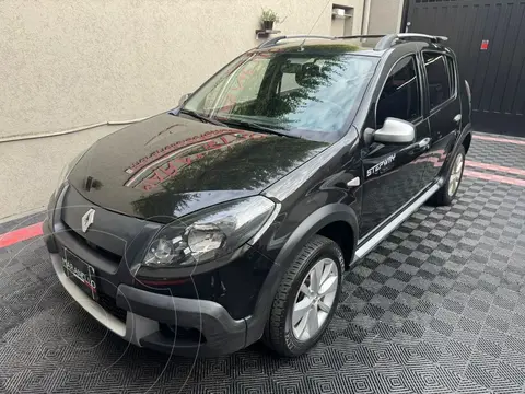 Renault Sandero Stepway 1.6 Privilege usado (2013) color Negro financiado en cuotas(anticipo $7.500.000)