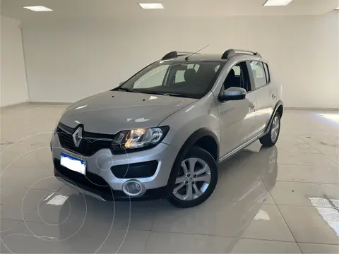 Renault Sandero Stepway 1.6 Privilege usado (2017) color Gris Acero precio $18.600.000