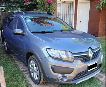 Renault Sandero Stepway 1.6 Dynamique usado (2015) color Gris Acero precio $13.500.000