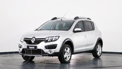 foto Renault Sandero Stepway 1.6 Expression usado (2019) color Gris Estrella precio $1.660.000