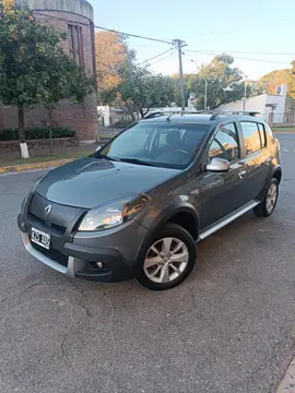 Renault Sandero Stepway 1.6 Privilege usado (2012) color Azul Crepusculo precio $13.500.000
