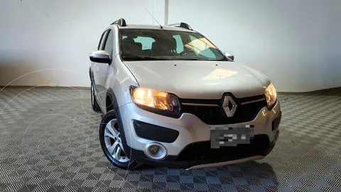 Renault Sandero Stepway 1.6 Privilege usado (2018) color Gris Estrella precio $17.640.000