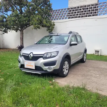 Renault Sandero Stepway 1.6 Privilege usado (2015) color Gris precio $7.700.000