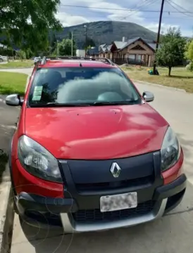 Renault Sandero Stepway 1.6 Expression usado (2013) color Rojo Fuego precio u$s10.000