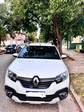 Renault Sandero Stepway 1.6 Privilege usado (2025) color Blanco precio $27.500.000
