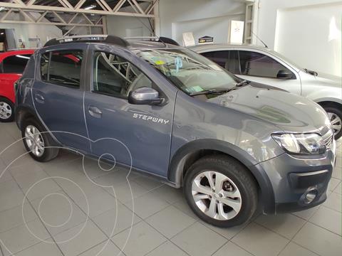 Renault Sandero Stepway 1.6 Confort usado (2015) color Gris precio $1.150.000