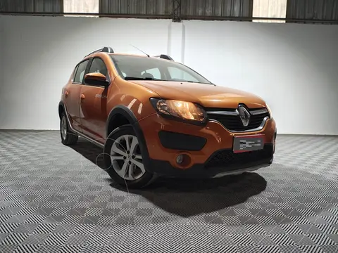 Renault Sandero Stepway 1.6 Dynamique usado (2017) color Naranja precio $16.954.000