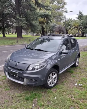 Renault Sandero Stepway 1.6 Confort usado (2014) color Gris precio $12.300.000