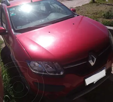 Renault Sandero Stepway 1.6 Privilege usado (2017) color Rojo Fuego precio $14.500.000