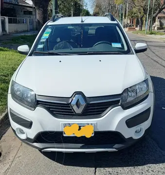 Renault Sandero Stepway 1.6 Dynamique usado (2016) color Blanco precio $14.900.000