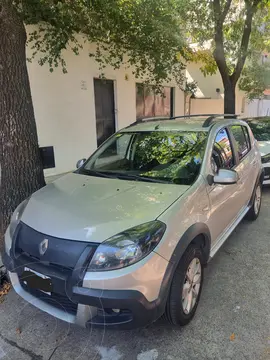Renault Sandero Stepway 1.6 Privilege usado (2013) color Plata precio $10.750.000