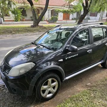 Renault Sandero Stepway 1.5 dCi Confort usado (2010) color Negro precio $8.000.000