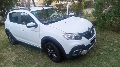 Renault Sandero Stepway 1.6 Confort usado (2022) color Blanco precio $20.000.000