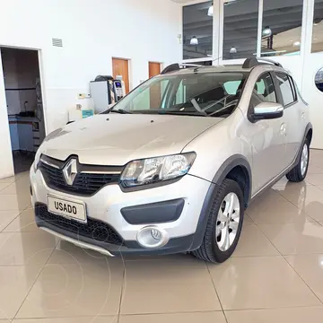 Renault Sandero Stepway 1.6 Privilege usado (2016) color Plata precio $17.500.000