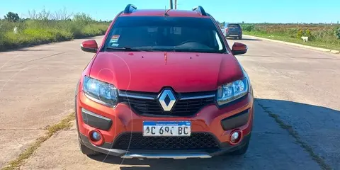 Renault Sandero Stepway 1.6 Privilege usado (2018) color Rojo Fuego precio $17.000.000