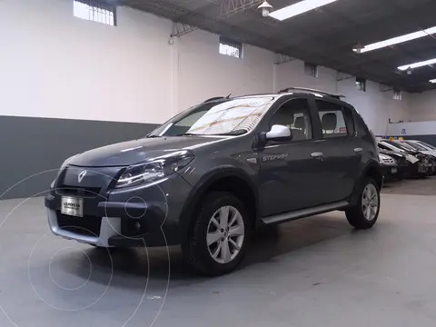 foto Renault Sandero Stepway 1.6 Confort usado (2011) color Gris precio $2.150.000