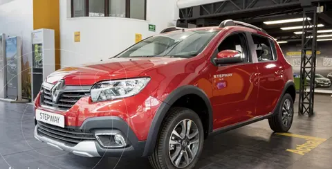 Renault Sandero Stepway Intens CVT nuevo color Rojo Fuego precio $82.990.000