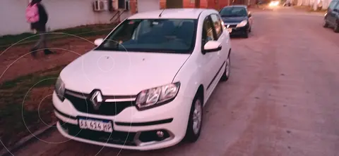 foto Renault Sandero 1.6 Privilège Nav usado (2016) color Blanco Glaciar precio $2.700.000