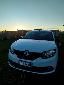 Renault Sandero 1.6 Expression Pack usado (2019) color Blanco precio $18.200.000