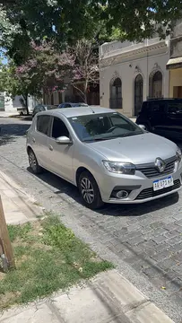 Renault Sandero 1.6 Intens usado (2023) color Gris precio $21.000.000