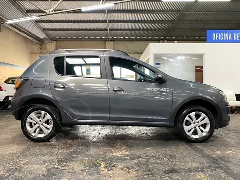 Renault Sandero 1.6 Privilege usado (2016) color Gris Acero financiado en cuotas(anticipo $5.000.000 cuotas desde $100.000)