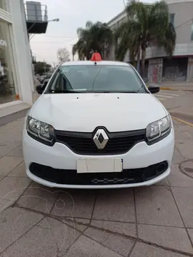 Renault Sandero 1.6 Expression usado (2017) color Blanco precio $16.500.000