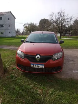 Renault Sandero 1.6 Expression usado (2017) color Rojo precio $11.300.000