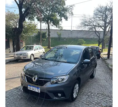 Renault Sandero 1.6 Intens usado (2023) color Gris financiado en cuotas(anticipo $2.500.000 cuotas desde $199.999)