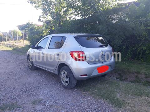 foto Renault Sandero 1.6 Authentique usado (2017) color Gris Acero precio $850.000