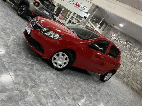 Renault Sandero 1.6 Expression Pack usado (2015) color Rojo Fuego precio u$s8.000
