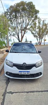 Renault Sandero 1.6 Expression usado (2018) color Blanco precio $15.000.000