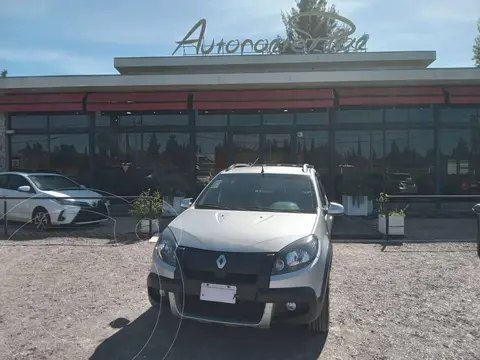 Renault Sandero SANDERO STEPWAY 1.6 PRIVILEGE usado (2013) color Gris precio $12.000.000